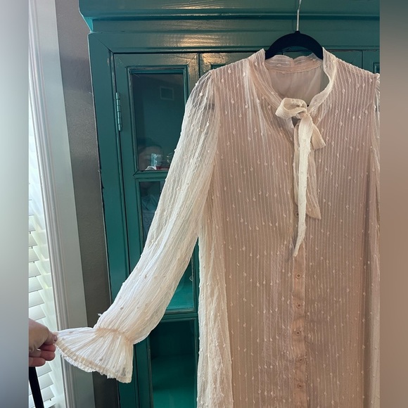 Cream Bow-Tie Dress - Picture 5 of 8